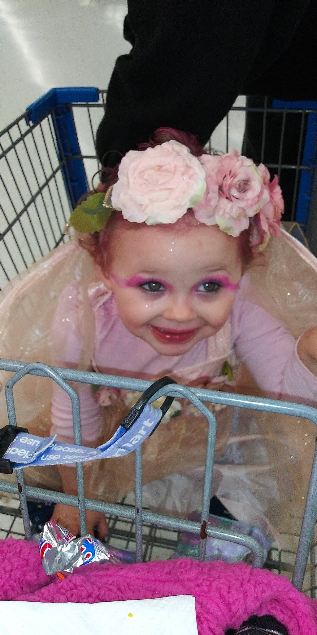 Nevaeh Lynn joined the competition — help win amazing prizes! child, fashion_accessory, flower, hair_accessory, head, headgear, headpiece, joy, person, pink