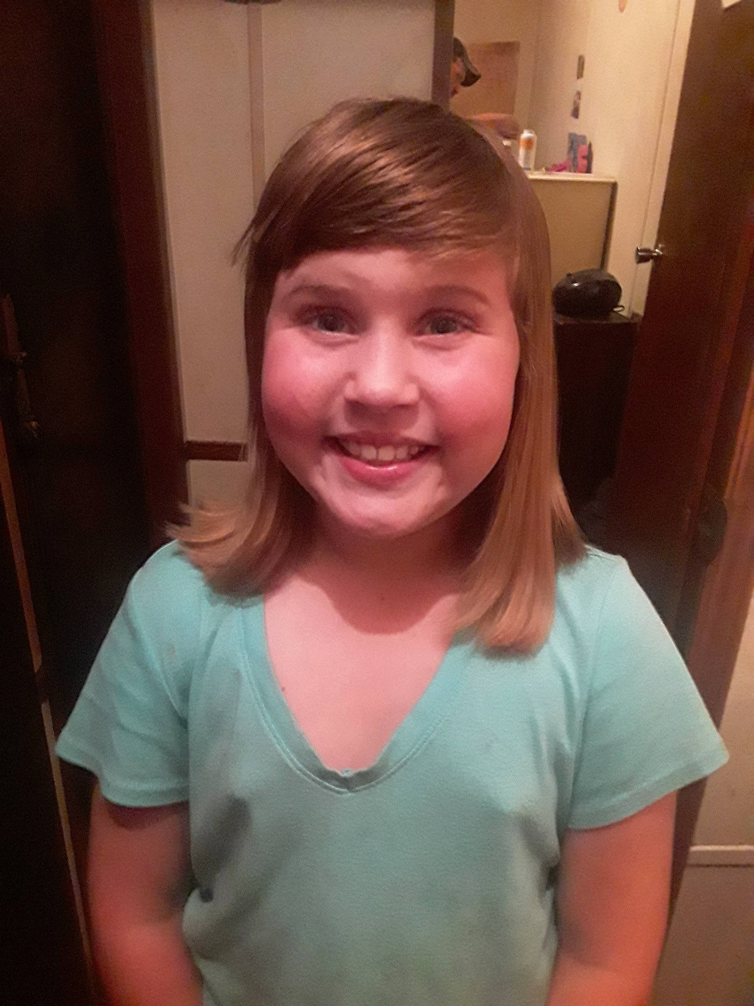 Katelynn is registered to the contest to win money with this photo: blond, cheek, chin, eyebrow, face, facial_expression, forehead, fun, hair, hair_coloring, hairstyle, head, jaw, joy, lip, long_hair, nose, organ, person, shoulder