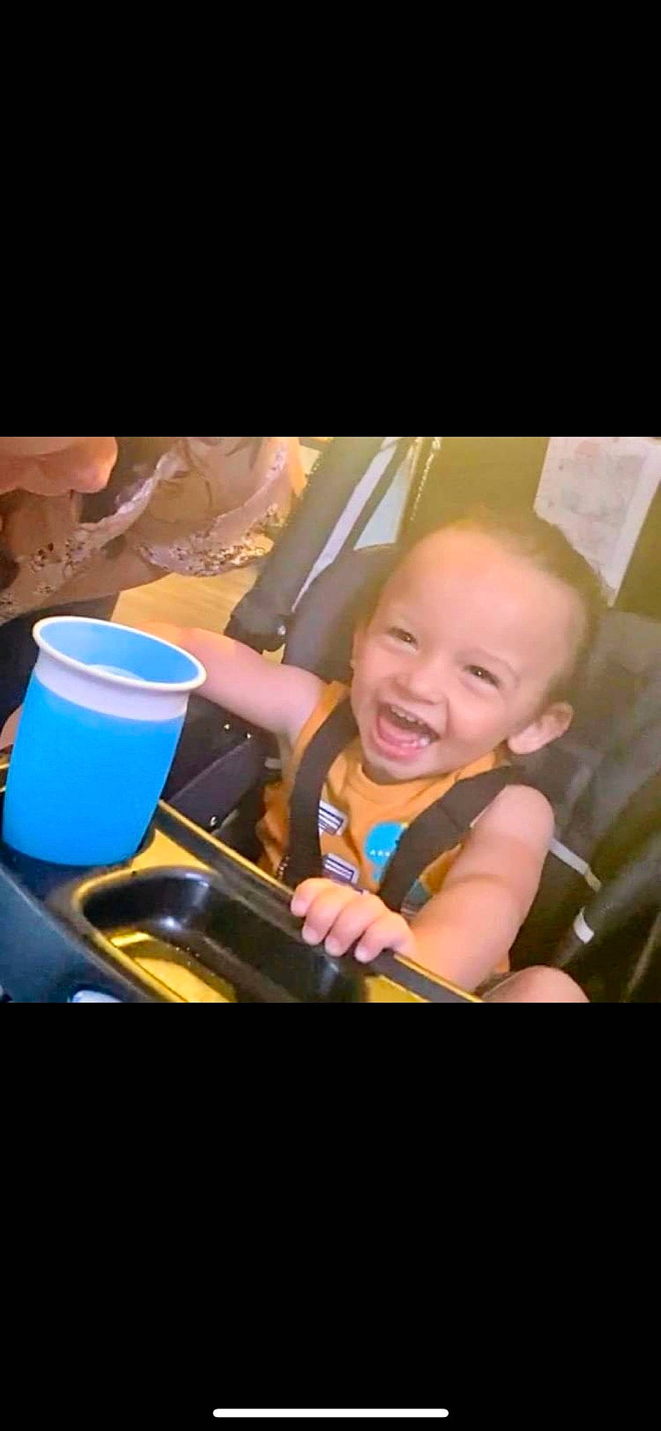 Mateo is registered to the contest to win money with this photo: auto_part, automotive_design, automotive_exterior, automotive_lighting, baby, bumper, drink, drinkware, electric_blue, family_car, flash_photography, fun, glass, happy, person, smile, t_shirt, tableware, toddler, vehicle_door