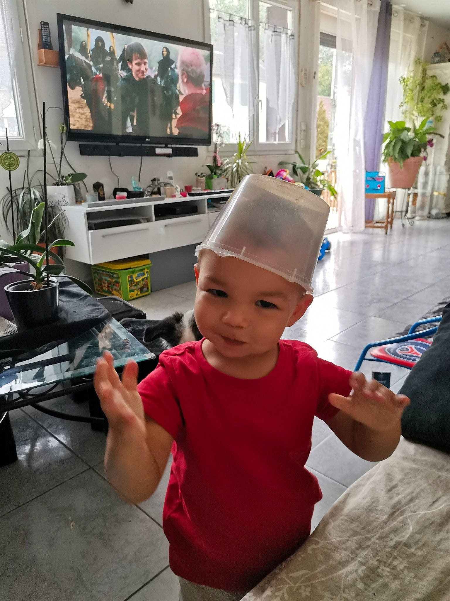 Evann a rejoint le concours — aidez-le/la à gagner de superbes lots ! baby, cap, child, hat, head, headgear, headwear, joy, person, room, toddler, vacation
