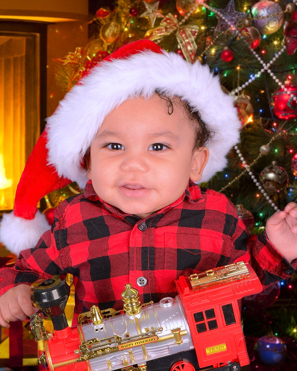 Joaquin is registered to the contest to win money with this photo: christmas, christmas_decoration, christmas_ornament, christmas_tree, curtain, event, fun, green, happy, headwear, holiday, holiday_ornament, joy, light, ornament, pattern, person, plaid, red, smile