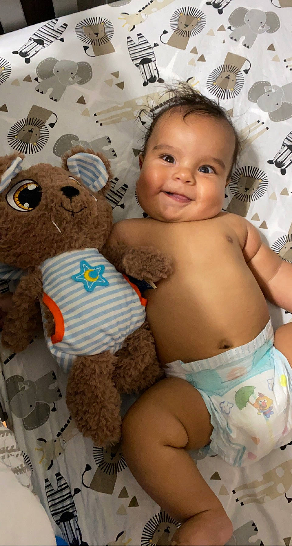 Sebastian is registered to the contest to win money with this photo: baby, chest, child, eye, face, finger, hairstyle, happy, head, human_body, joy, person, product, skin, smile, stomach, textile, thigh, toddler, toy