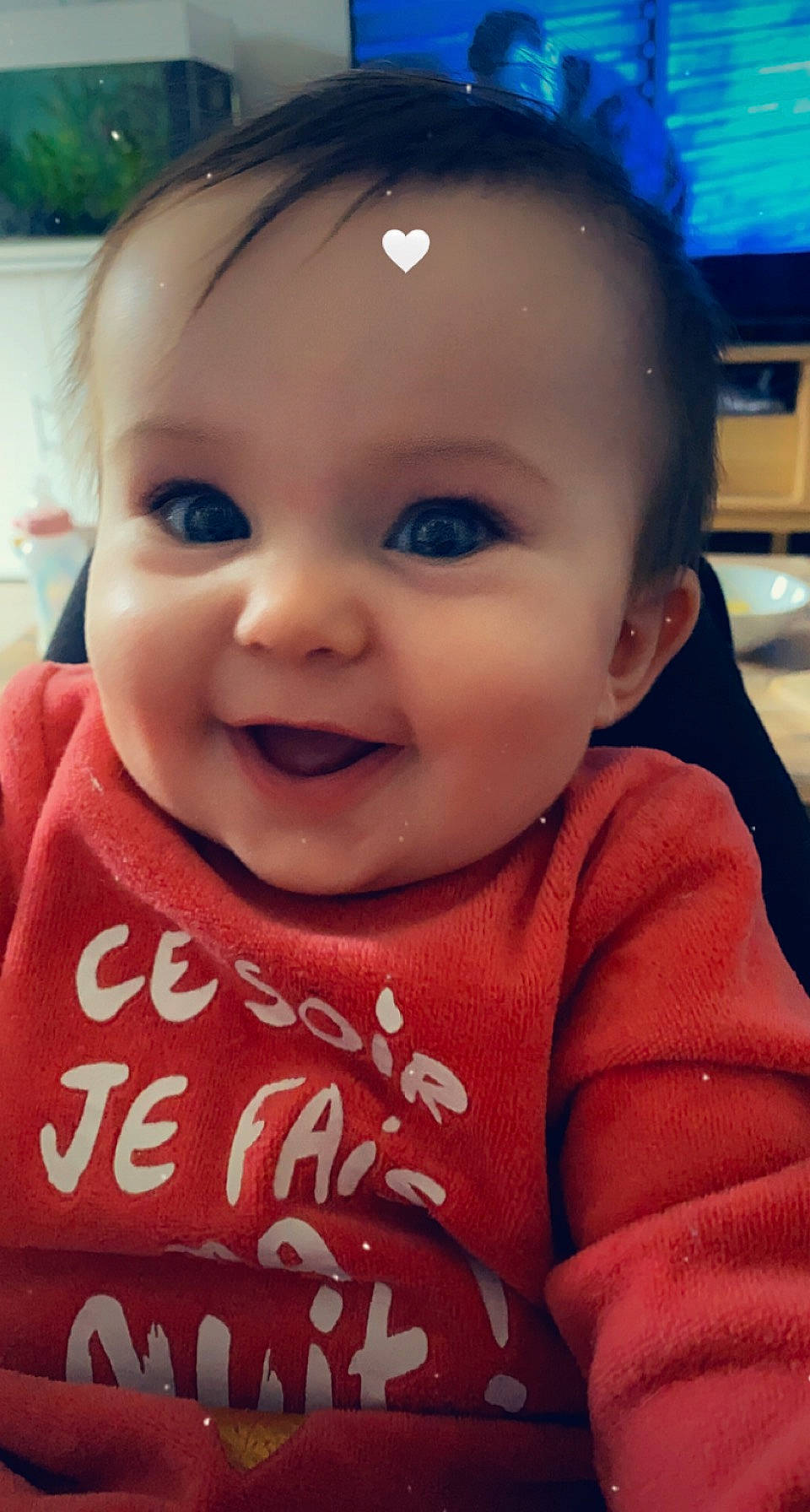 Abby participe au concours pour gagner de l'argent avec cette photo : baby, baby_toddler_clothing, cheek, chin, eye, eyebrow, face, facial_expression, forehead, hairstyle, happy, head, joy, lip, mouth, nose, outerwear, person, product, skin