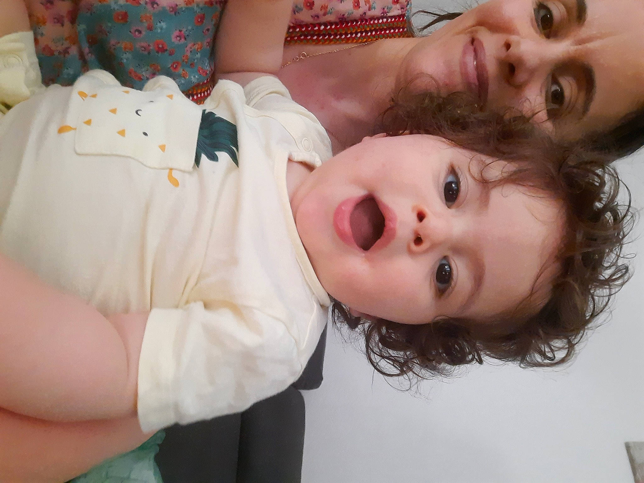 Massil participe au concours pour gagner de l'argent avec cette photo : abdomen, baby_toddler_clothing, cheek, chest, comfort, eye, eyelash, face, gesture, happy, human_body, joy, lip, mouth, neck, nose, person, skin, smile, surprise