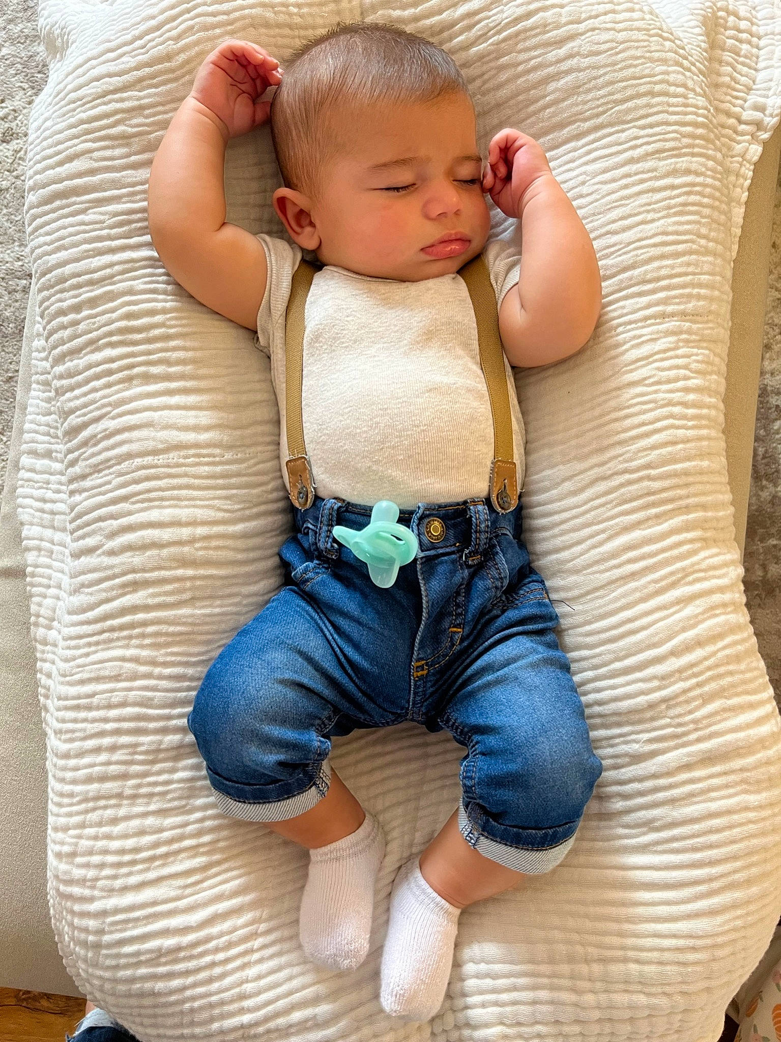 Jr is registered to the contest to win money with this photo: abdomen, arm, baby, baby_toddler_clothing, cheek, chest, comfort, eye, finger, hand, joint, knee, leg, person, shoulder, skin, stomach, thigh, toddler, trunk