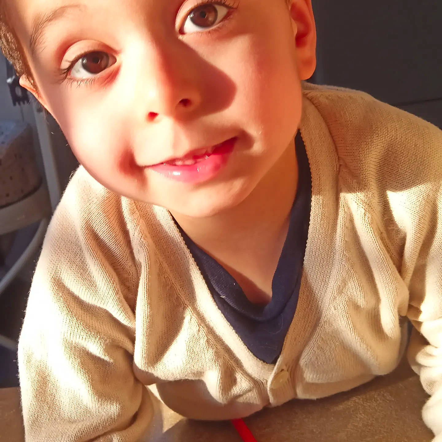 Eugène a rejoint le concours — aidez-le/la à gagner de superbes lots ! cheek, chin, comfort, ear, eye, eyebrow, eyelash, face, forehead, happy, headwear, iris, jaw, lip, mouth, nose, outerwear, person, skin, sleeve