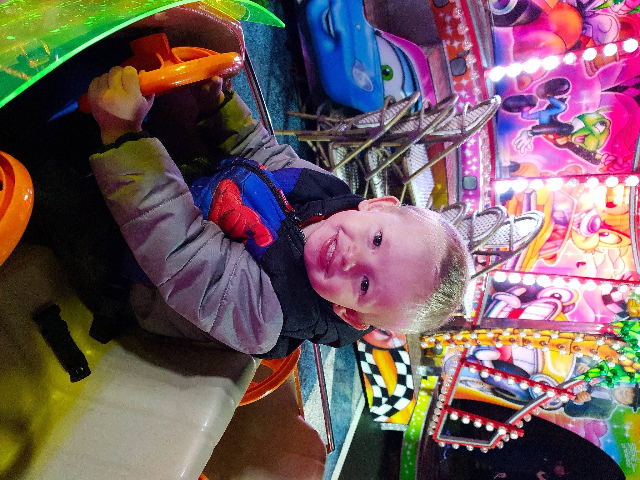 Marvin a rejoint le concours — aidez-le/la à gagner de superbes lots ! amusement_ride, art, artist, auto_part, baby, baby_products, child, event, fun, hat, jacket, joy, leisure, motor_vehicle, person, personal_protective_equipment, product, recreation, smile, toddler