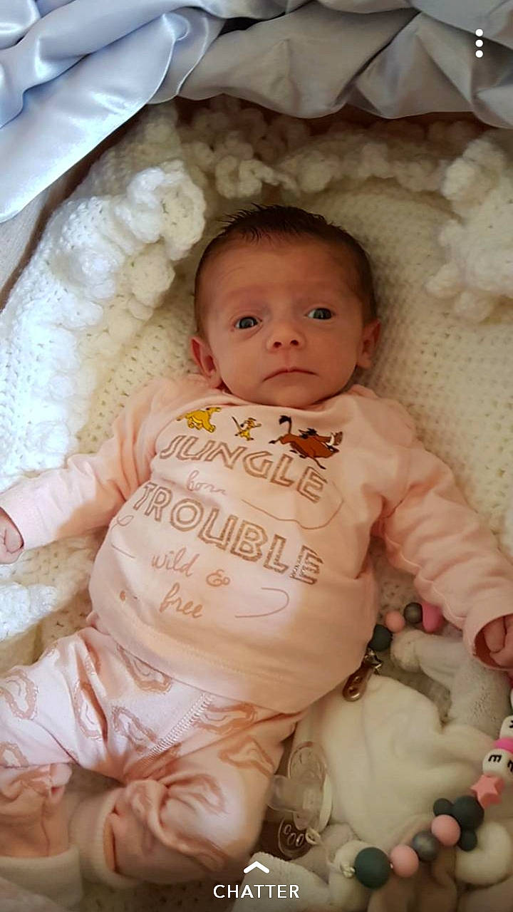 Ambre participe au concours pour gagner de l'argent avec cette photo : baby, baby_products, cheek, child, eye, nose, person, product, skin, smile, toddler