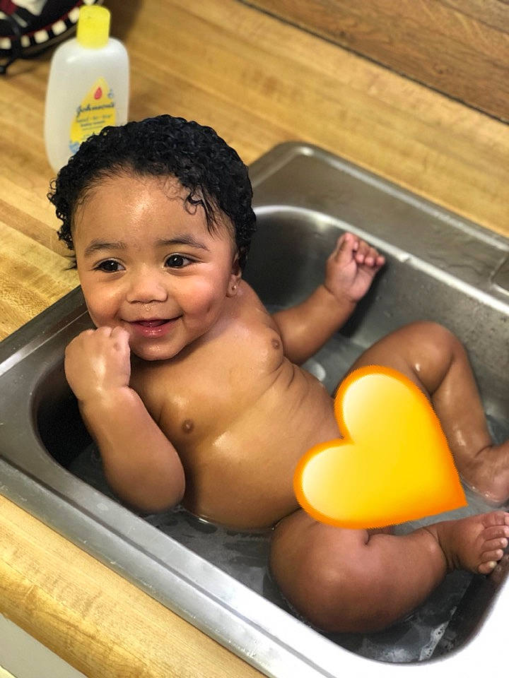 Benji is registered to the contest to win money with this photo: bathing, child, fun, girl, joy, person