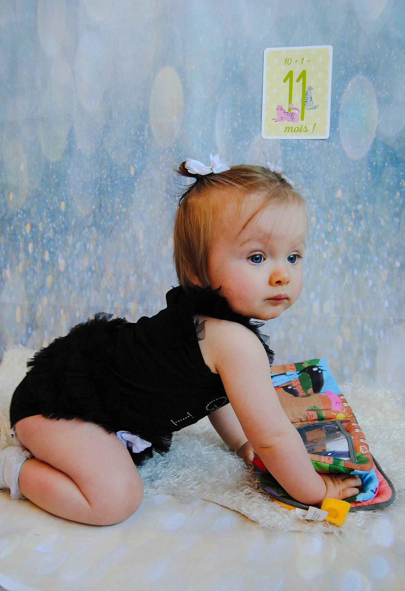 Diane participe au concours pour gagner de l'argent avec cette photo : baby, baby_toddler_clothing, cheek, child, iris, person, product, room, skin, toddler, toy