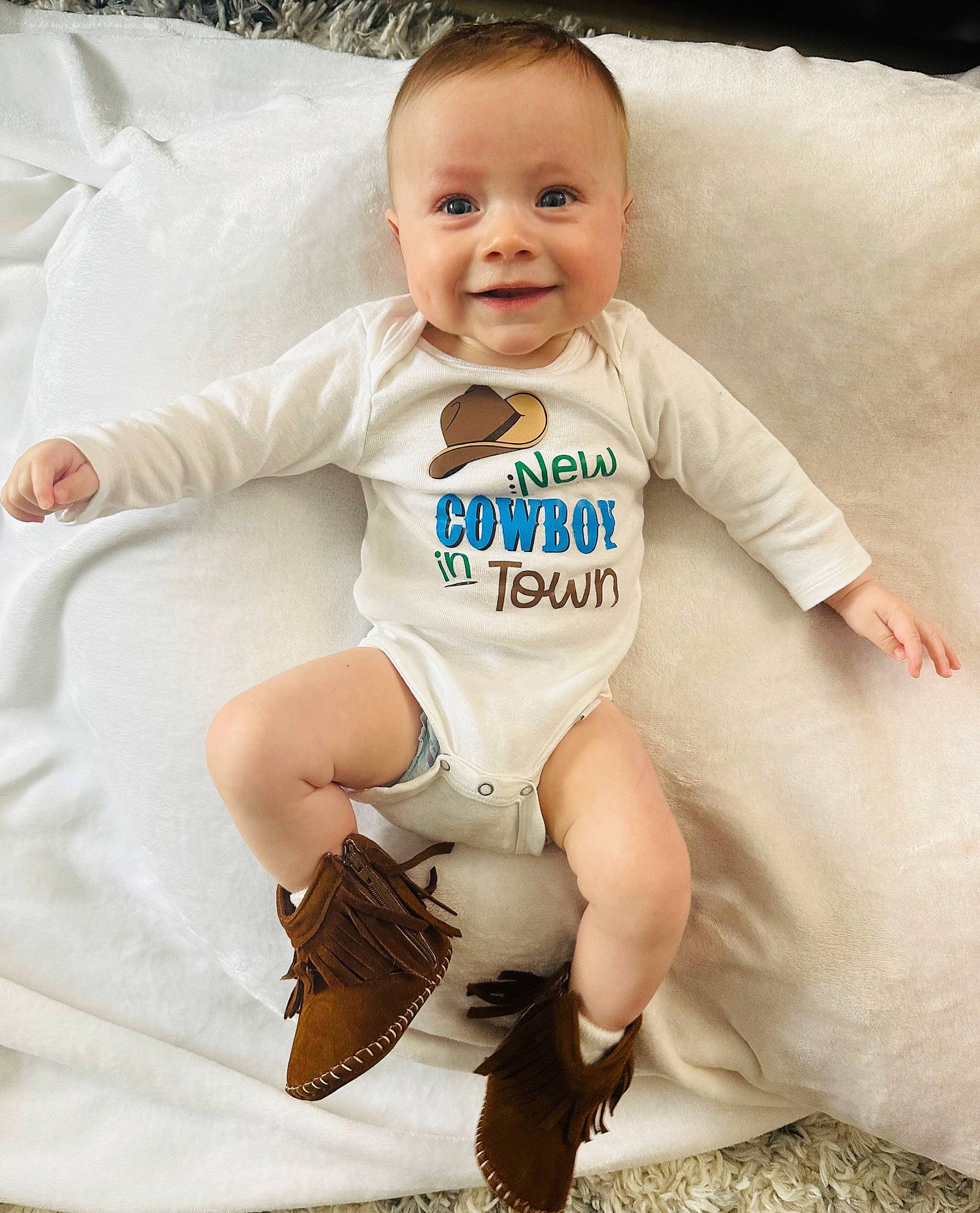 Kingston joined the competition — help win amazing prizes! baby, baby_toddler_clothing, cheek, chin, comfort, eye, face, facial_expression, finger, fun, happy, head, human_body, joy, person, skin, sleeve, smile, t_shirt, textile