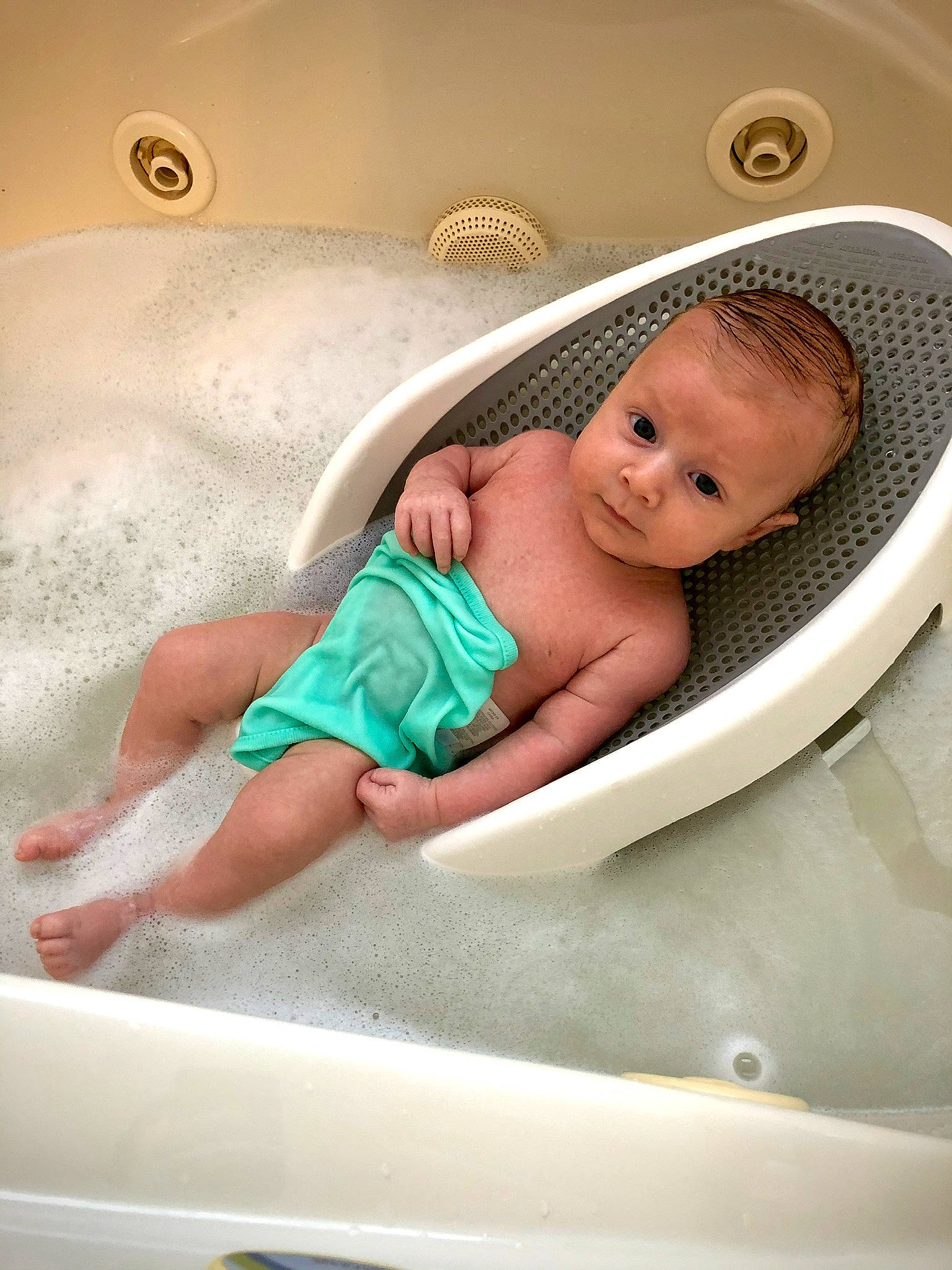 Knox is registered to the contest to win money with this photo: baby, baby_bathing, baby_products, baby_safety, bathing, bathtub, birth, child, leisure, person, plumbing_fixture, product, room, skin, toddler
