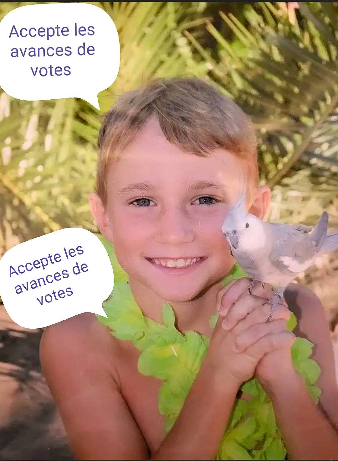 Joey participe au concours pour gagner de l'argent avec cette photo : adaptation, arm, blond, eye, finger, gesture, grass, hand, happy, head, human_body, joy, muscle, natural_environment, organism, people_in_nature, person, plant, skin, smile