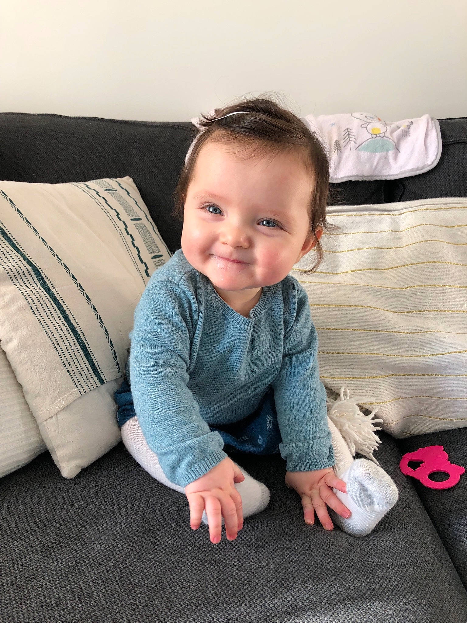 Sheina Jonas participe au concours pour gagner de l'argent avec cette photo : child, day, design, eye, floor, flooring, fun, girl, infant, joy, leg, person, play, product, sitting, skin, smile, standing, textile, toddler