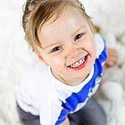 Clélia participe au concours pour gagner de l'argent avec cette photo :