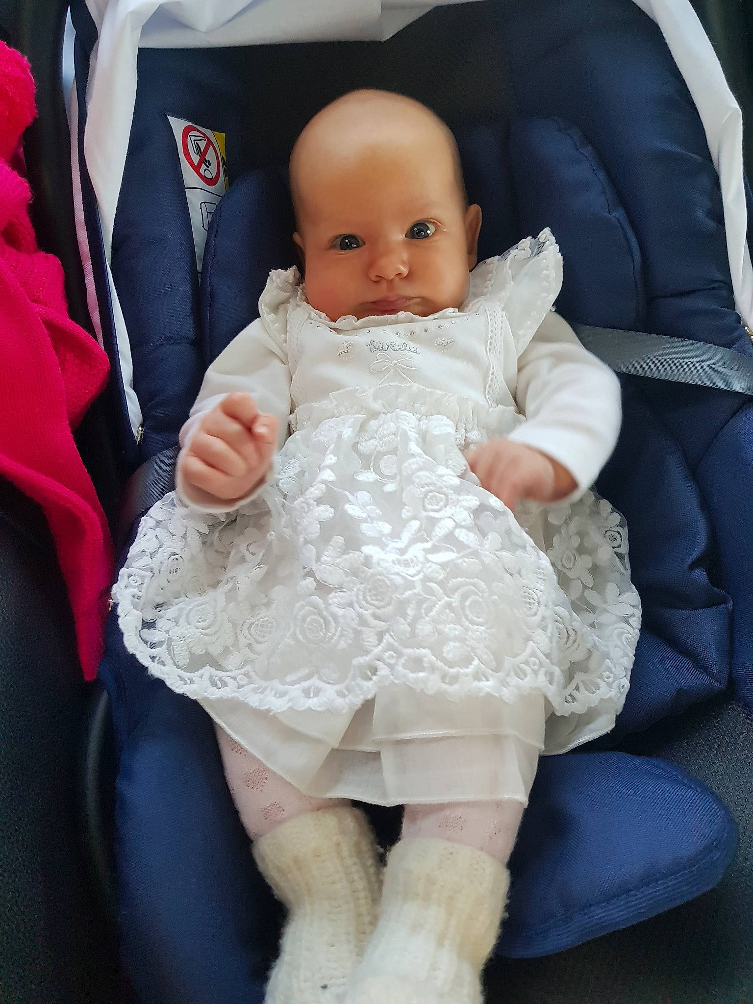 Sophie participe au concours pour gagner de l'argent avec cette photo : baby, baby_in_car_seat, baby_products, car_seat, cheek, child, comfort, finger, head, person, pink, product, sitting, skin, toddler