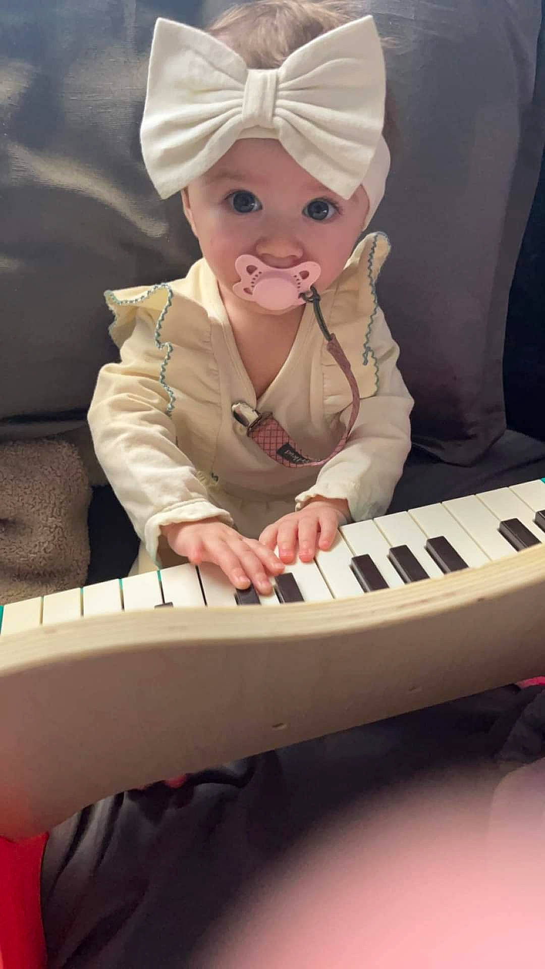 Emilia joined the competition — help win amazing prizes! audio_equipment, baby, cap, digital_piano, electric_piano, electronic_device, electronic_instrument, electronic_musical_instrument, head, human_body, input_device, keyboard, keyboard_player, musical_instrument, musical_instrument_accessory, musical_keyboard, musician, pianist, piano, toddler