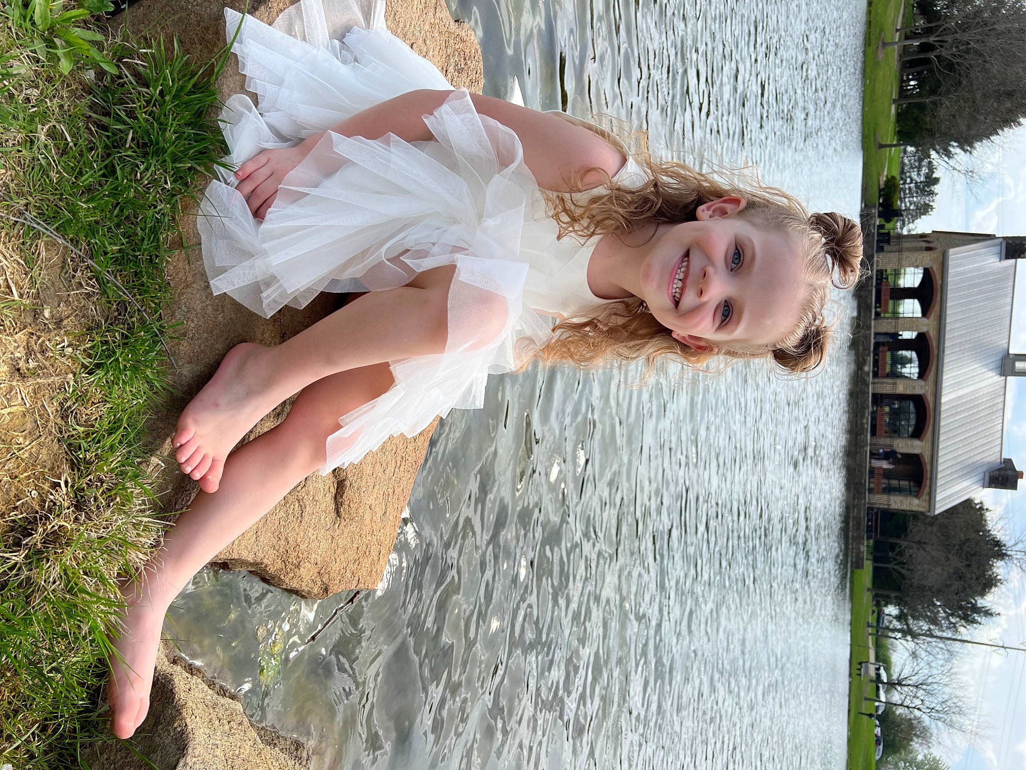 Carter is registered to the contest to win money with this photo: beauty, dress, flash_photography, fun, grass, hair, hand, happy, human_leg, joy, lake, leisure, people_in_nature, person, plant, smile, sunglasses, thigh, tree, water