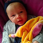 Siryne participe au concours pour gagner de l'argent avec cette photo :