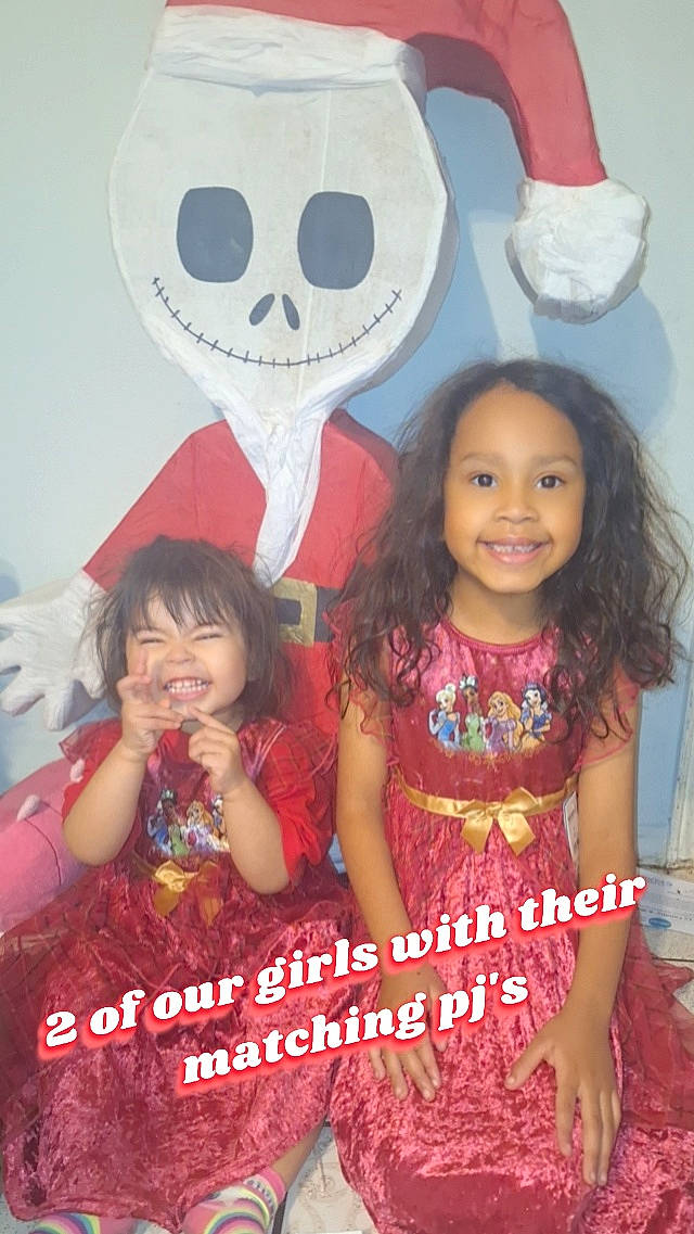 Maryane is registered to the contest to win money with this photo: art, baby_toddler_clothing, carmine, child, dress, event, facial_expression, fun, hairstyle, happy, joy, magenta, organ, party_supply, people, person, pink, red, smile, snapshot