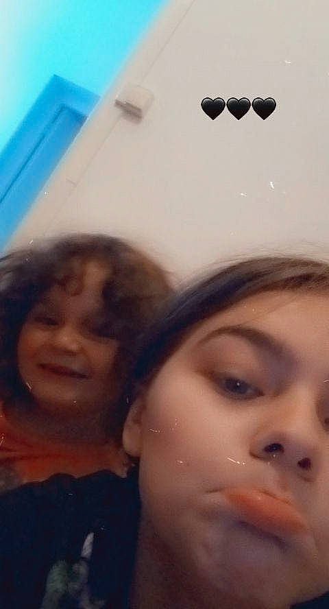 Sabrine participe au concours pour gagner de l'argent avec cette photo : black_hair, brown_hair, cheek, child, eyebrow, eyelash, eyewear, forehead, fun, gesture, hair_coloring, happy, jaw, joy, lip, long_hair, mouth, nose, person, room