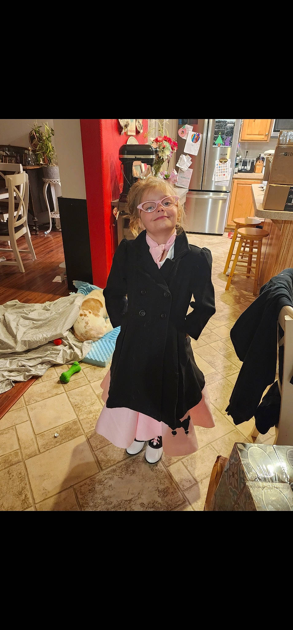 Aviana joined the competition — help win amazing prizes! bag, blond, chair, event, eyewear, fashion_design, flooring, formal_wear, fur, fur_clothing, hat, houseplant, human_leg, joy, luggage_and_bags, overcoat, person, plant, room, sitting