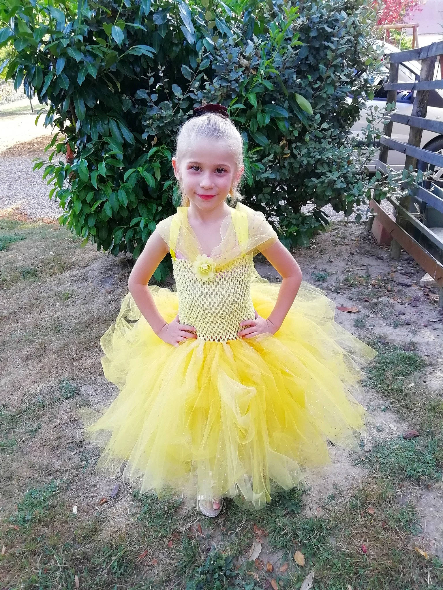 Lola a rejoint le concours — aidez-le/la à gagner de superbes lots ! a_line, ballet_tutu, bridal_party_dress, child, child_model, clothing, cocktail_dress, costume, day_dress, dress, flower_girl, formal_wear, gown, joy, person, toddler, yellow
