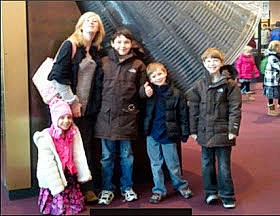 Natalia is registered to the contest to win money with this photo: blurred, child, community, event, joy, people, person, travel, youth