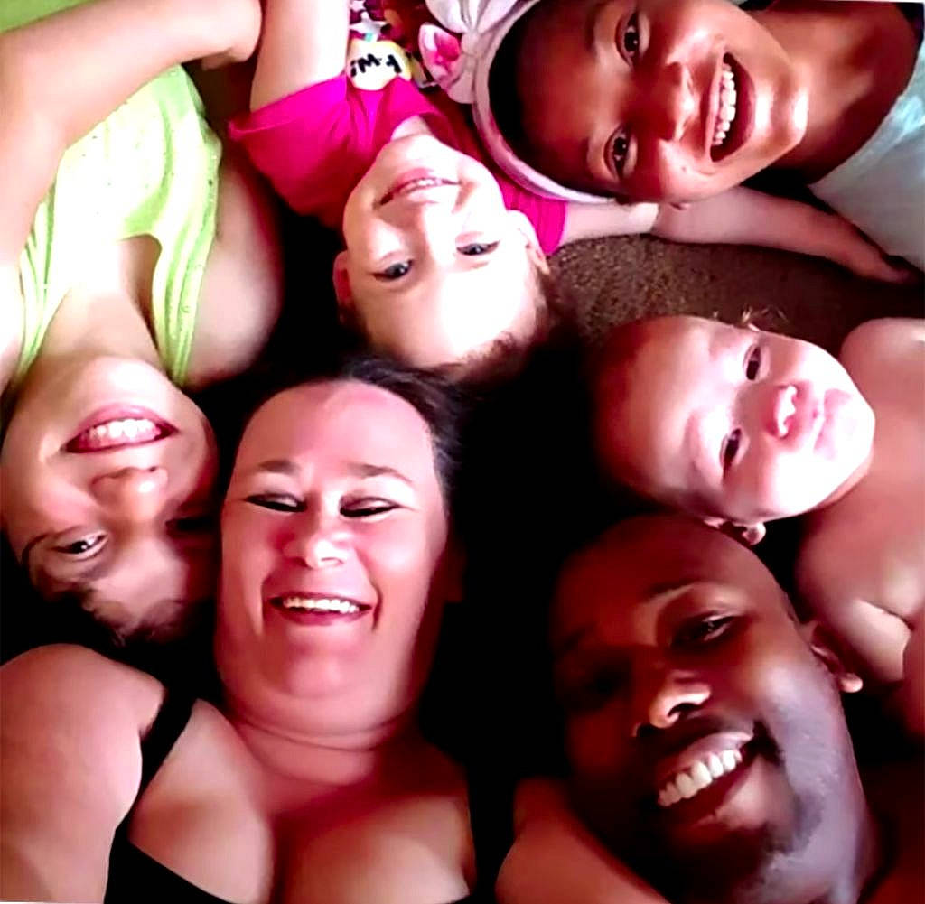 Natalia is registered to the contest to win money with this photo: child, facial_expression, friendship, fun, happy, joy, laugh, mouth, muscle, people, person, selfie, smile