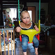 Wyatt a rejoint le concours — aidez-le/la à gagner de superbes lots ! baby, box, chair, clothing, cushion, face, furniture, head, indoors, jeans, outdoors, pants, person, photography, playarea, portrait, shorts, sitting, swing, toy