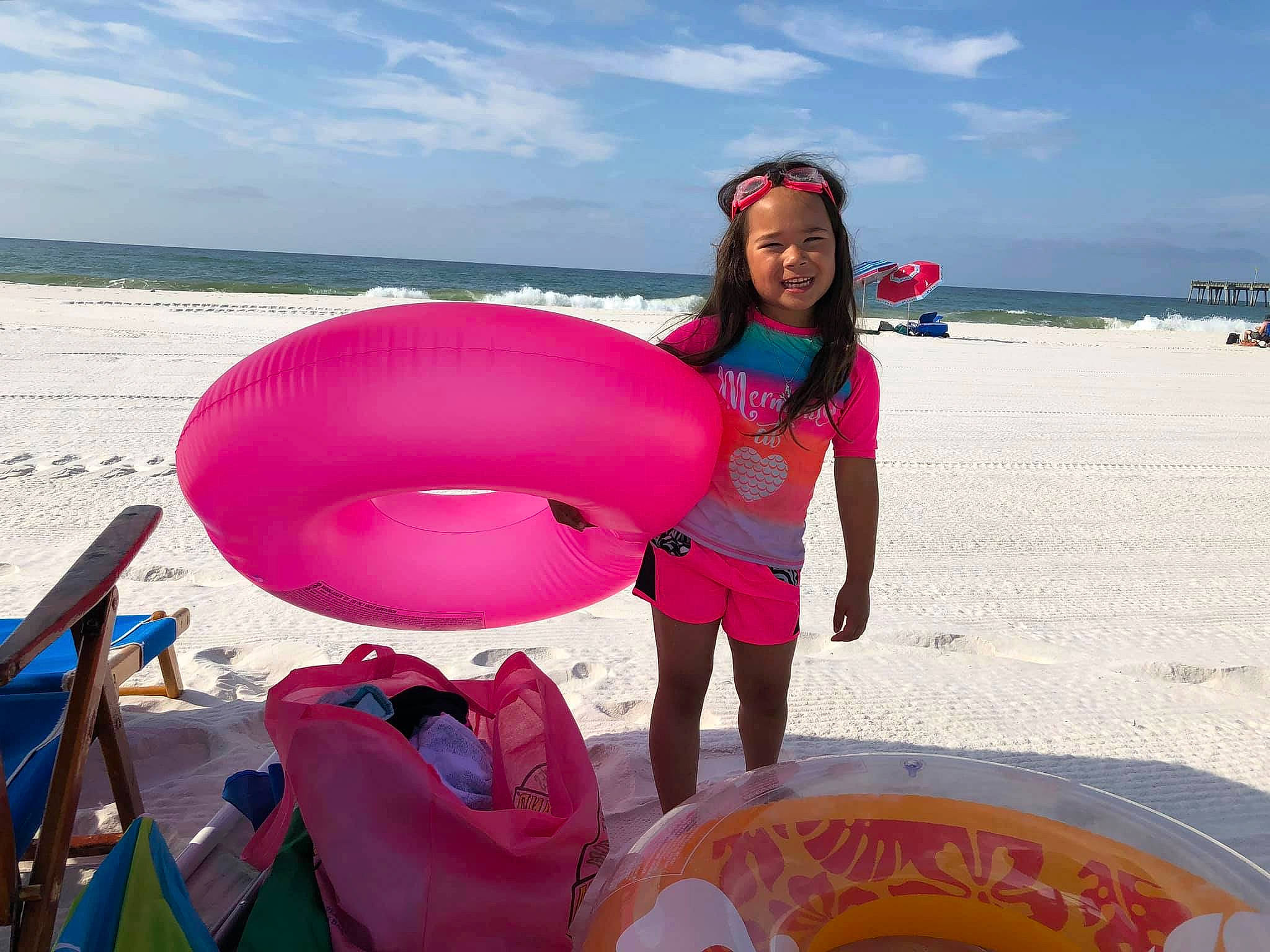 Raynah joined the competition — help win amazing prizes! beach, fun, games, joy, leisure, person, pink, recreation, smile, summer, vacation
