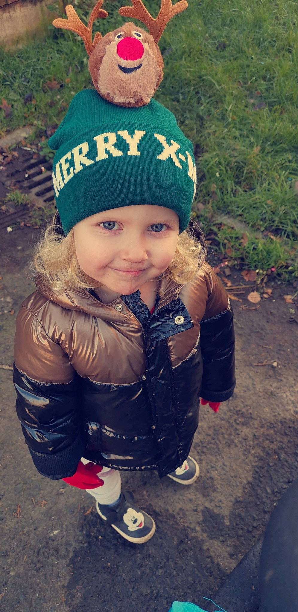 Hale is registered to the contest to win money with this photo: baby, beanie, bonnet, cap, child, cool, hat, headgear, headwear, jacket, joy, knit_cap, knitting, outerwear, person, play, smile, toddler, winter