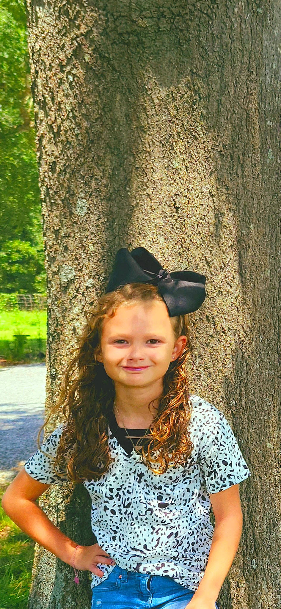 Dezeray joined the competition — help win amazing prizes! botany, electric_blue, eyewear, facial_expression, fun, grass, hairstyle, happy, head, joy, leaf, leisure, long_hair, people_in_nature, person, plant, recreation, smile, sunlight, tree