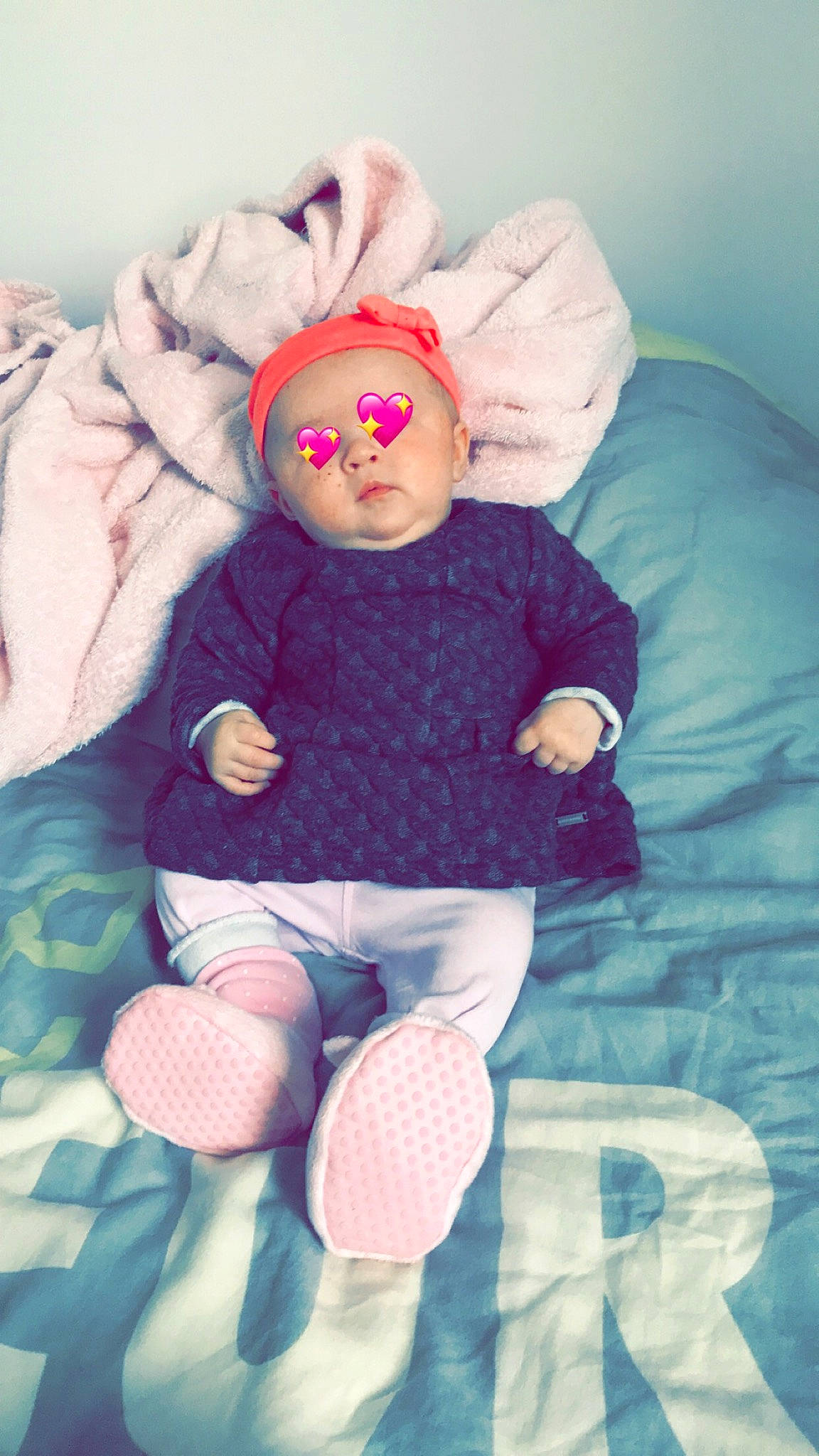 Kéllya a rejoint le concours — aidez-le/la à gagner de superbes lots ! baby_products, bedtime, child, doll, fun, girl, headgear, infant, person, pink, product, purple, skin, textile, toddler, toy