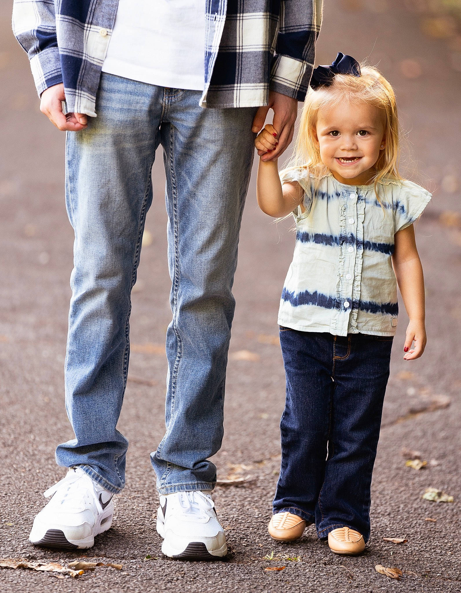 Evelyn joined the competition — help win amazing prizes! denim, gesture, hand, happy, holding_hands, interaction, jeans, joy, leg, outerwear, people_in_nature, person, photograph, plaid, shoe, sleeve, smile, sneakers, standing, tartan