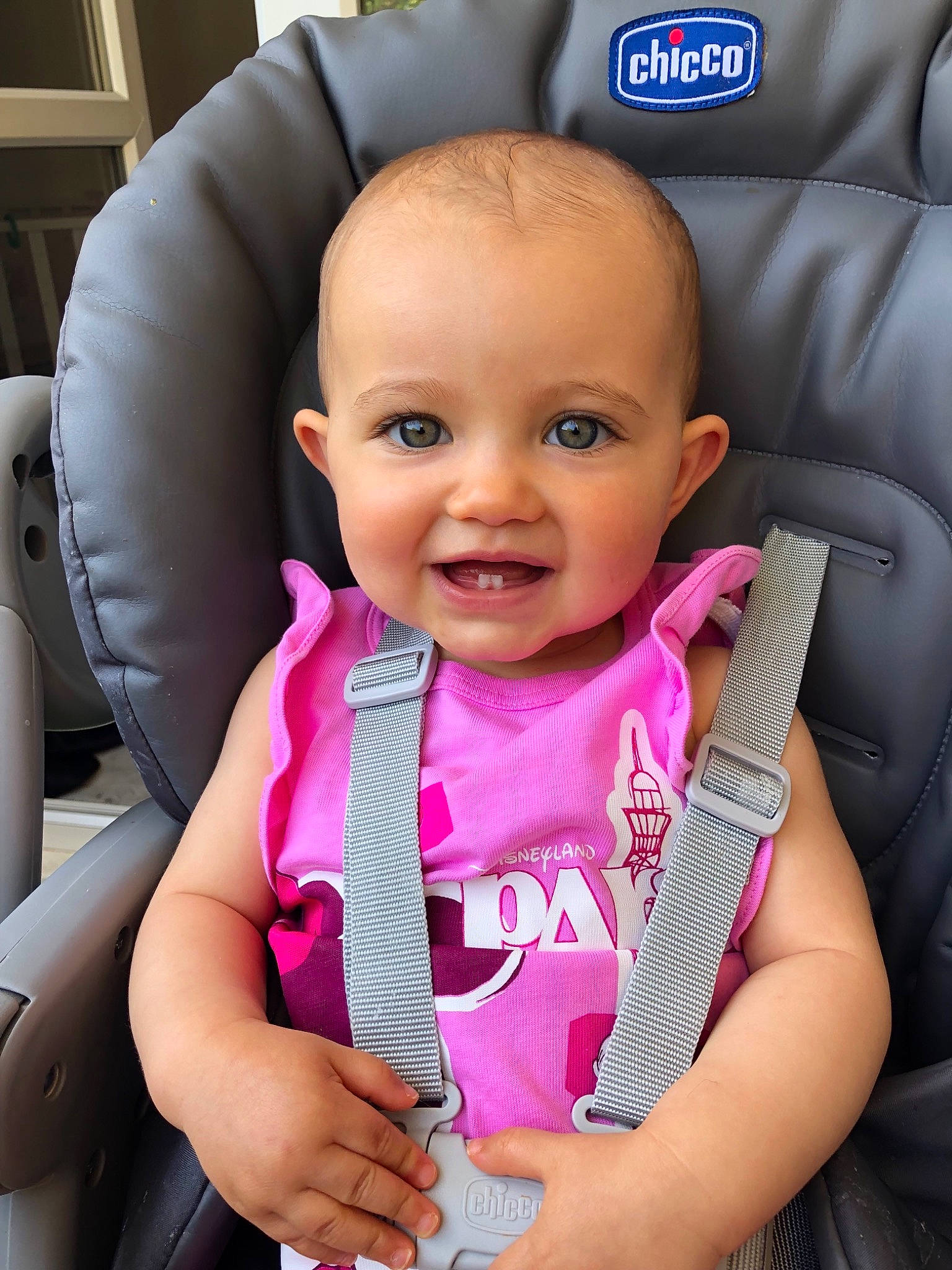 Kïhana participe au concours pour gagner de l'argent avec cette photo : baby, baby_carriage, baby_in_car_seat, baby_products, car_seat, cheek, child, joy, person, product, sitting, skin, toddler