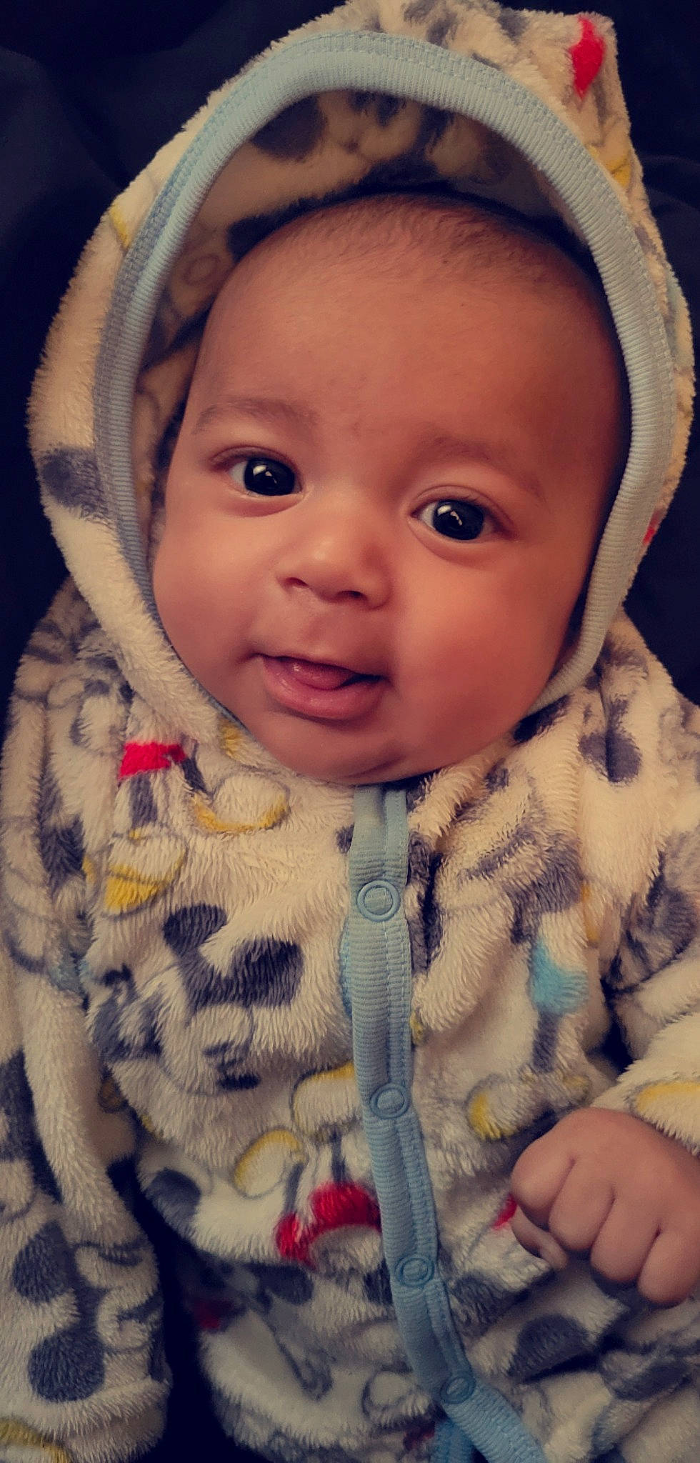 Darian is registered to the contest to win money with this photo: baby, baby_toddler_clothing, cheek, eye, eyebrow, eyelash, face, happy, iris, lip, mouth, nose, organ, outerwear, person, product, skin, sleeve, smile, textile