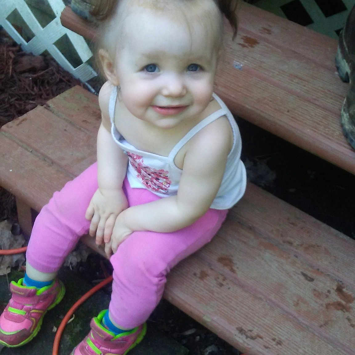 Cambria is registered to the contest to win money with this photo: baby, cheek, child, fawn, fun, joy, person, pink, play, sitting, skin, smile, toddler