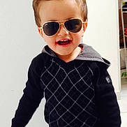 Noah participe au concours pour gagner de l'argent avec cette photo :