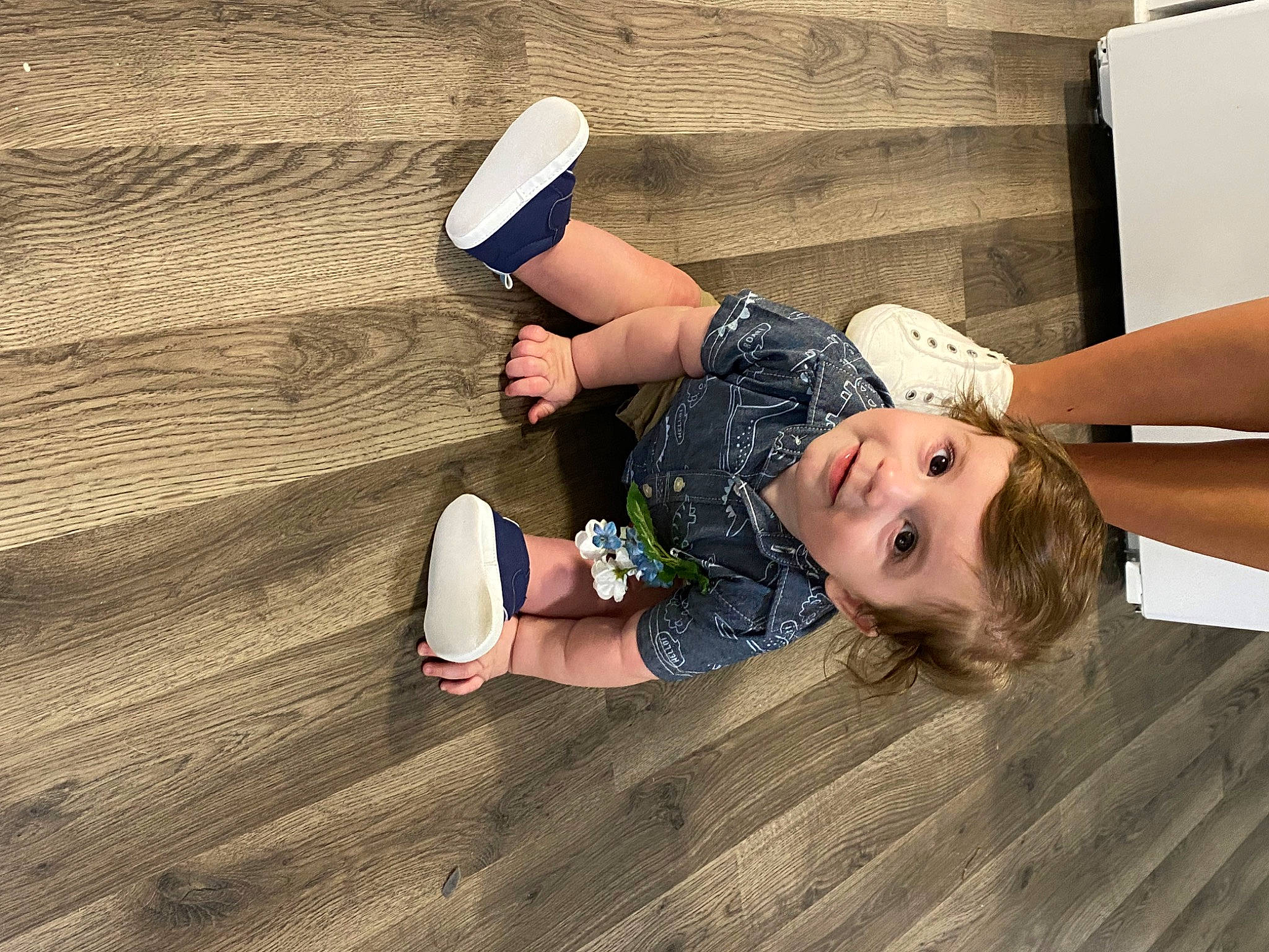 Waylen is registered to the contest to win money with this photo: child, fashion_accessory, flash_photography, flooring, foot, fun, grass, happy, hardwood, hat, human_leg, knee, leg, leisure, person, sitting, thigh, toddler, wood, wood_flooring
