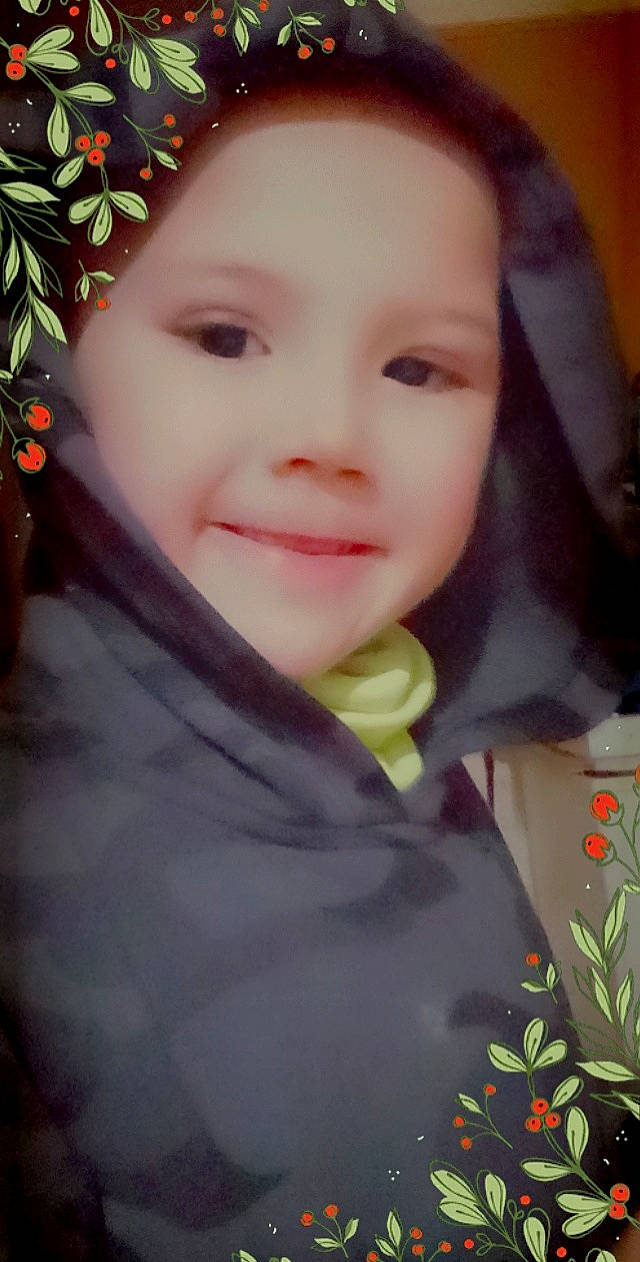 Mason is registered to the contest to win money with this photo: cheek, chin, cool, eye, eyebrow, eyelash, facial_expression, happy, head, headgear, iris, leaf, lip, mouth, nose, organ, people_in_nature, person, plant, skin