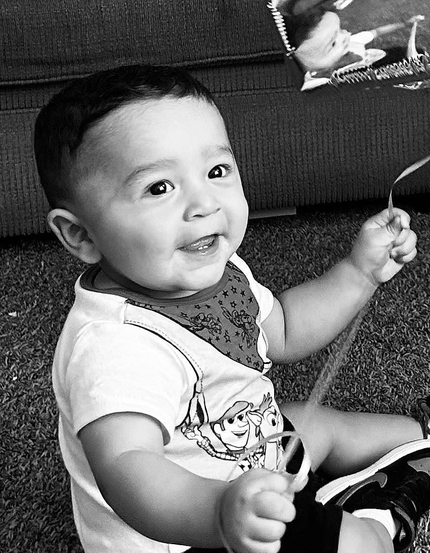 Marcus is registered to the contest to win money with this photo: arm, black, black_and_white, cheek, cool, finger, flash_photography, gesture, happy, mammal, monochrome_photography, nose, organ, people, person, photograph, skin, smile, standing, style