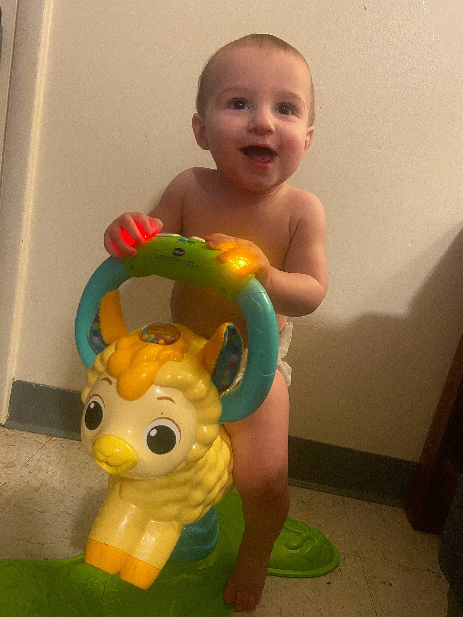 Kolt is registered to the contest to win money with this photo: baby, baby_playing_with_toys, baby_products, baby_toddler_clothing, baby_toys, bath_toy, bathing, bathroom, chest, child, flooring, fun, happy, person, plastic, plumbing, product, smile, toddler, toy