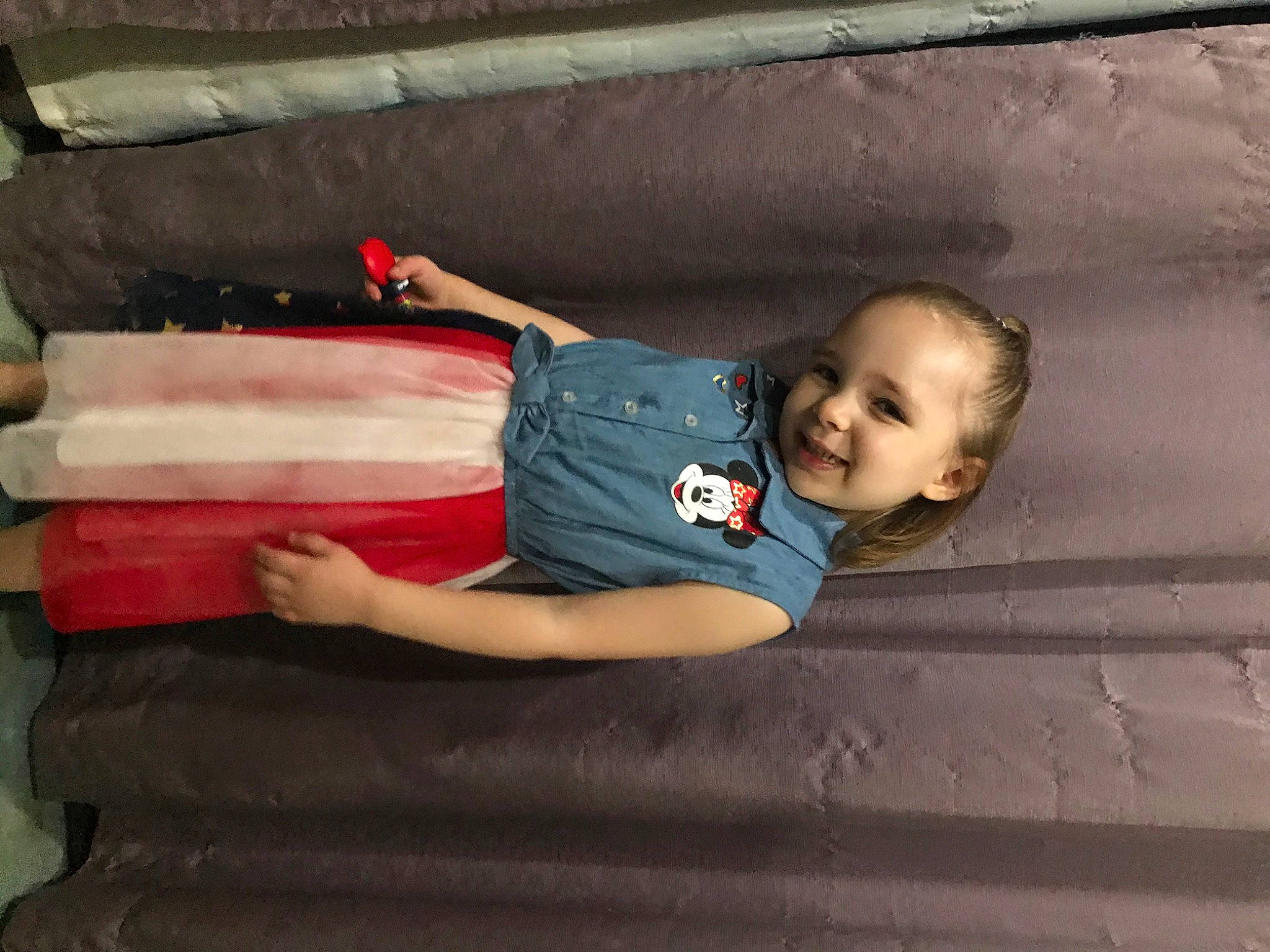 Ellaina is registered to the contest to win money with this photo: arm, joy, leg, person