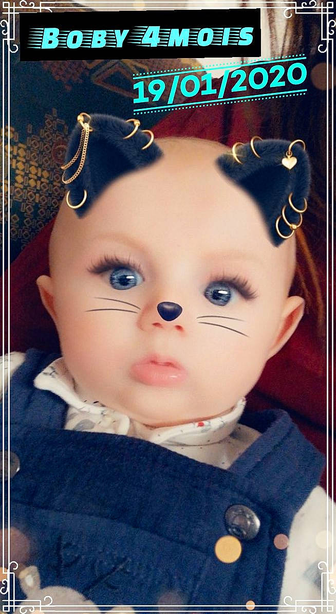 Boby participe au concours pour gagner de l'argent avec cette photo : baby, baby_toddler_clothing, cheek, child, cool, electric_blue, eyebrow, eyelash, flash_photography, font, forehead, happy, iris, nose, pattern, person, photo_caption, portrait_photography, skin, sleeve