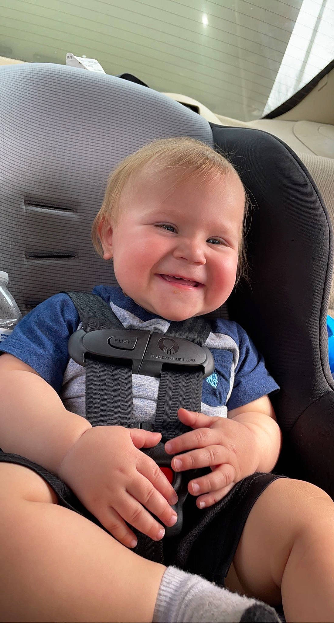 Elikai joined the competition — help win amazing prizes! auto_part, automotive_design, baby, baby_in_car_seat, baby_toddler_clothing, car_seat, car_seat_cover, child, comfort, eye, facial_expression, finger, gesture, happy, joy, mammal, person, product, seat_belt, skin