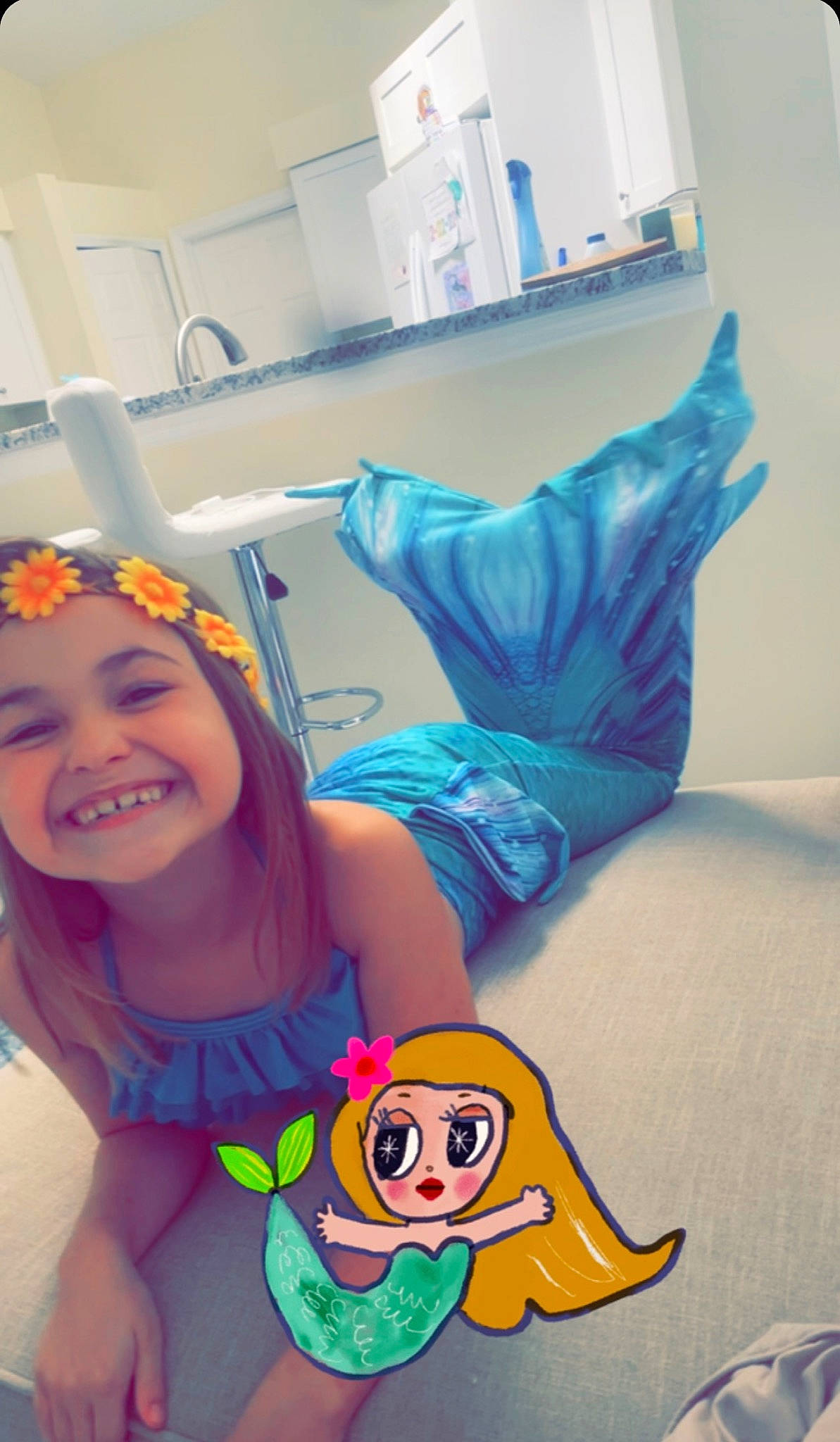 Adriana is registered to the contest to win money with this photo: arm, child, comfort, cool, electric_blue, finger, fun, happy, headwear, human_leg, joy, leg, leisure, mouth, person, product, service, smile, sportswear, t_shirt