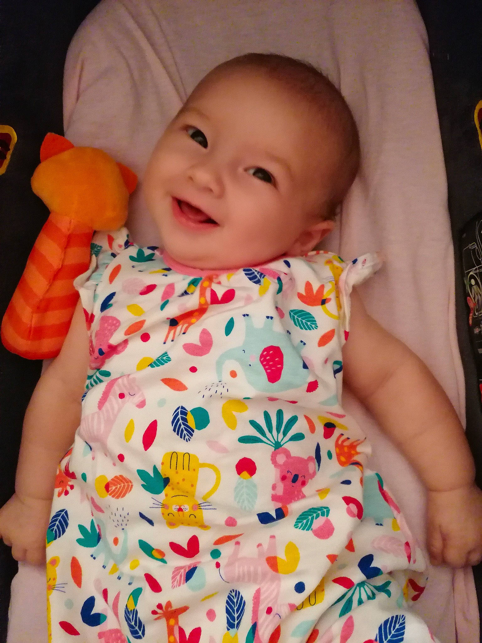 Garance participe au concours pour gagner de l'argent avec cette photo : baby, baby_products, baby_toddler_clothing, cheek, child, joy, nap_mat, person, product, skin, textile, toddler