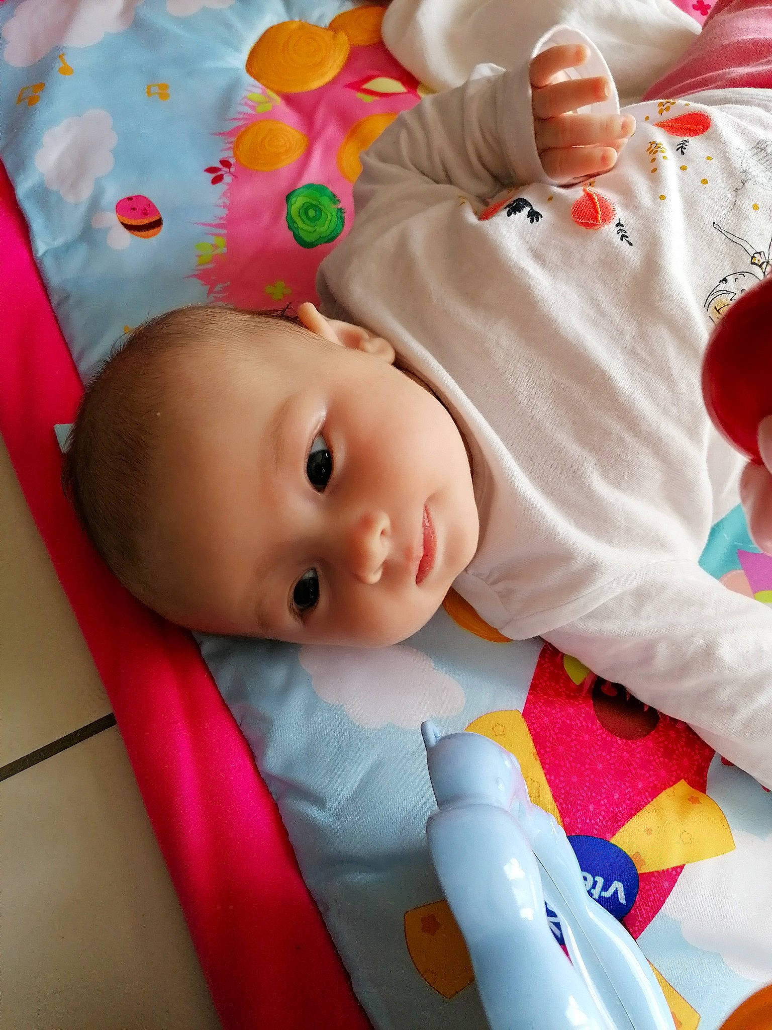 Garance a rejoint le concours — aidez-le/la à gagner de superbes lots ! baby, baby_products, baby_toys, child, person, pink, product, skin, toddler, toy