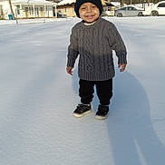 Xavier is registered to the contest to win money with this photo: